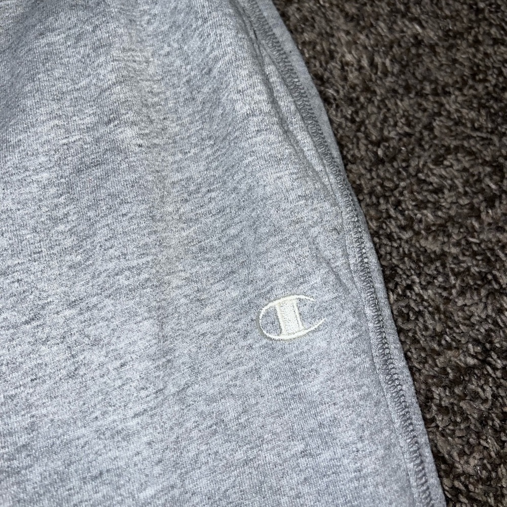 Women’s Champion large joggers - Picture 3 of 5